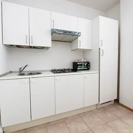 Apartment 204 - Pesco, Giardino E Piscina - Cherry House