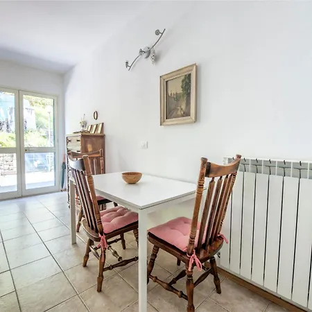 Apartment 204 - Pesco, Giardino E Piscina - Cherry House